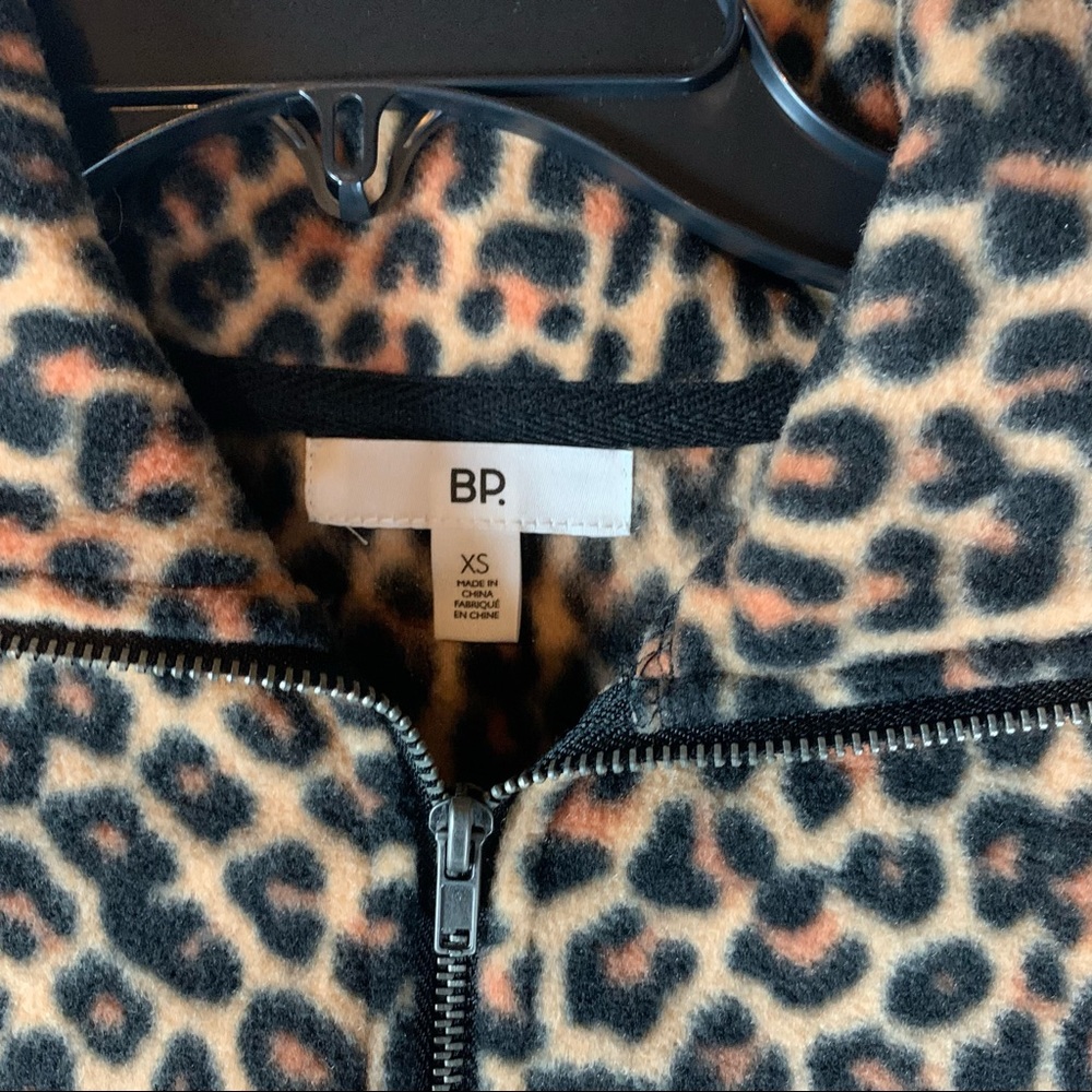bp Animal Print Fleece Pullover Jacket In Tan Dale Leopard Size XS NWT 5041 - Picture 5 of 8
